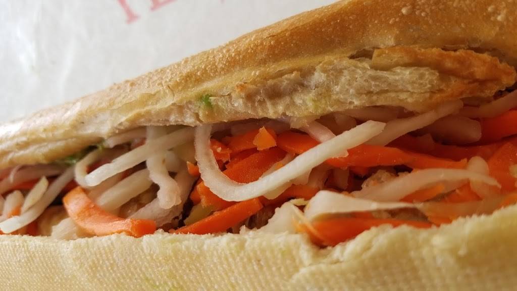 Lees Sandwiches | restaurant | 3070 W Chapman Ave E, Orange, CA 92868, USA | 7146955337 OR +1 714-695-5337