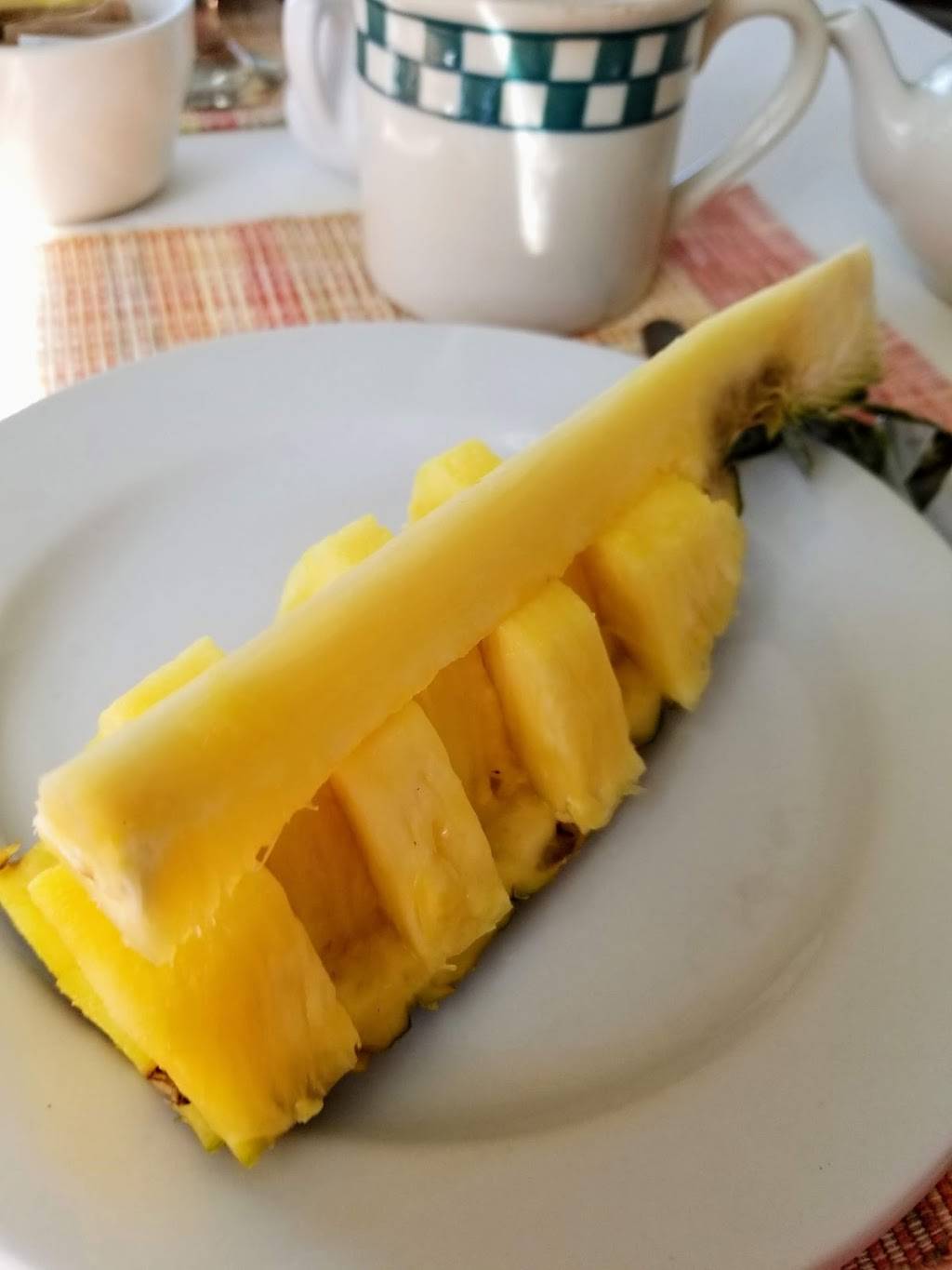 Youngtown Inn and Restaurant | restaurant | 581 Youngtown Rd, Lincolnville, ME 04849, USA | 2077634290 OR +1 207-763-4290