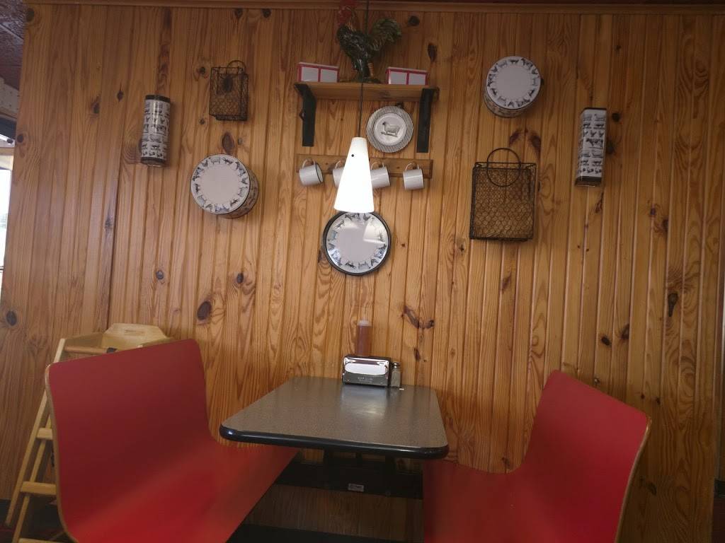 Charlies Fried Chicken | restaurant | 3325 W Okmulgee Ave, Muskogee, OK 74401, USA | 9186878741 OR +1 918-687-8741