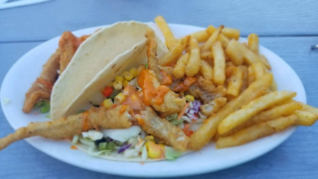 Kuchies on the Water | restaurant | 579 Wesley Rd, Creve Coeur, IL 61610, USA | 3094273000 OR +1 309-427-3000