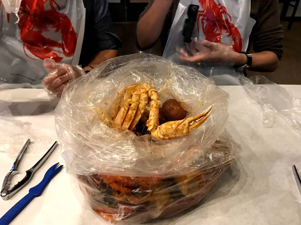 Crab Town | restaurant | 8050 Clairemont Mesa Blvd, San Diego, CA 92111, USA | 8587374972 OR +1 858-737-4972