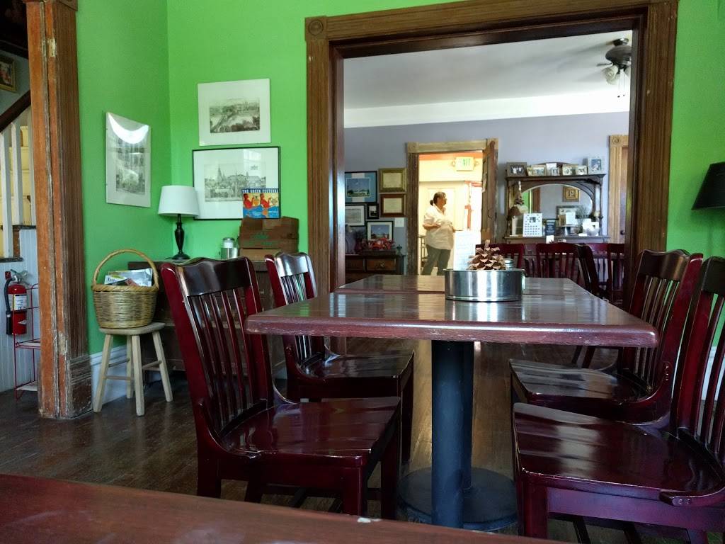 Daughters Café | restaurant | 97 Bell St, Reno, NV 89503, USA | 7753243447 OR +1 775-324-3447