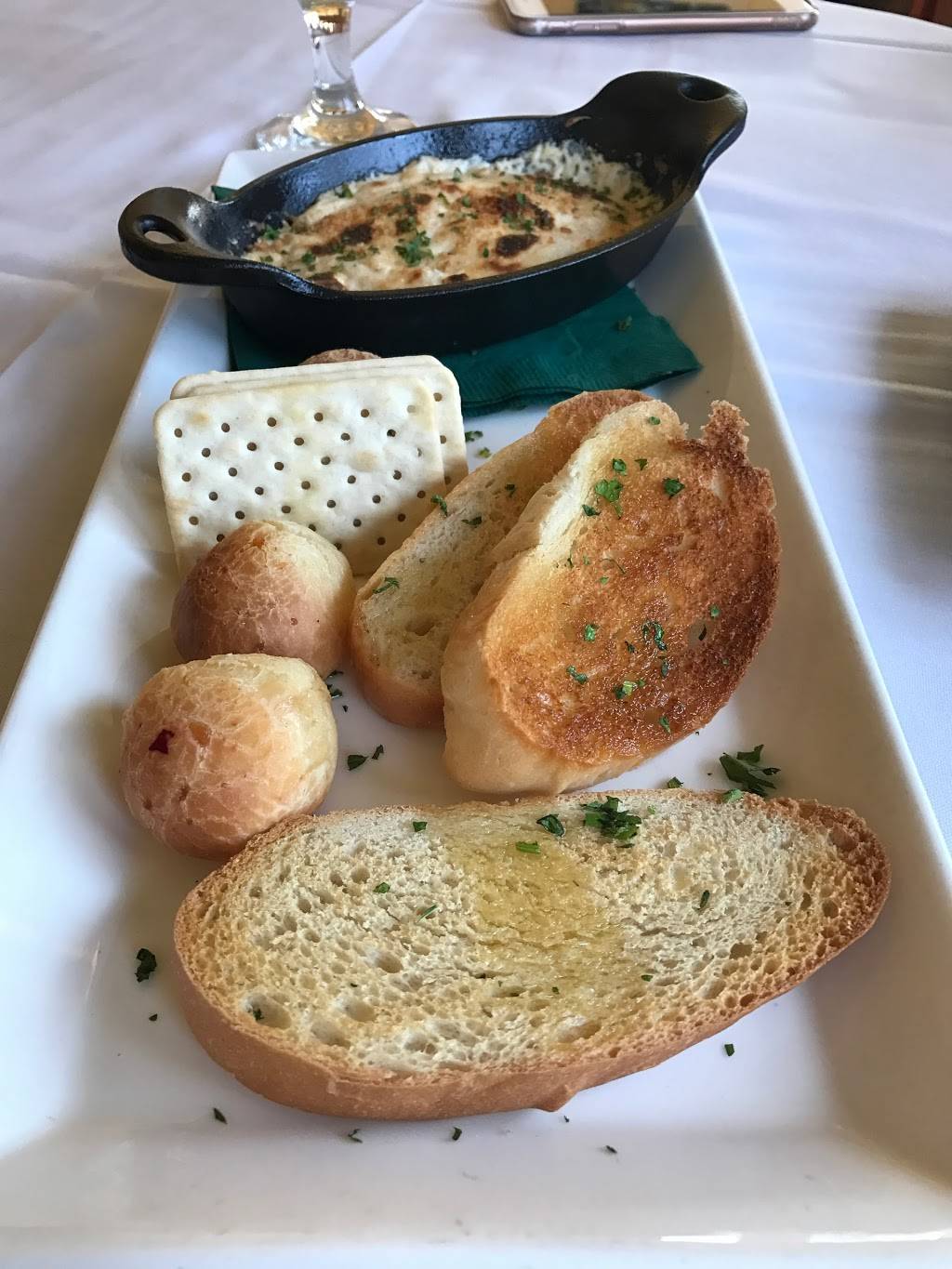 Magnolias at the Mill | restaurant | 198 N 21st St, Purcellville, VA 20132, USA | 5403389800 OR +1 540-338-9800