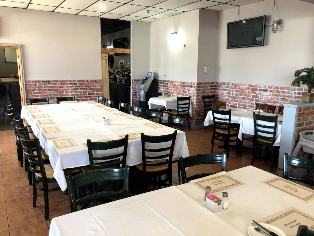 Les Amis Thimens Restaurant Ville Saint-Laurent | restaurant | 4000 Boulevard Thimens, Saint-Laurent, QC H4R 1X4, Canada | 5147455050 OR +1 514-745-5050