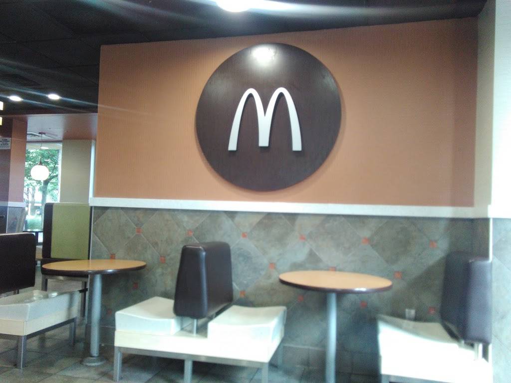 McDonalds | cafe | 31 Forsyth St SW, Atlanta, GA 30303, USA | 4045849483 OR +1 404-584-9483