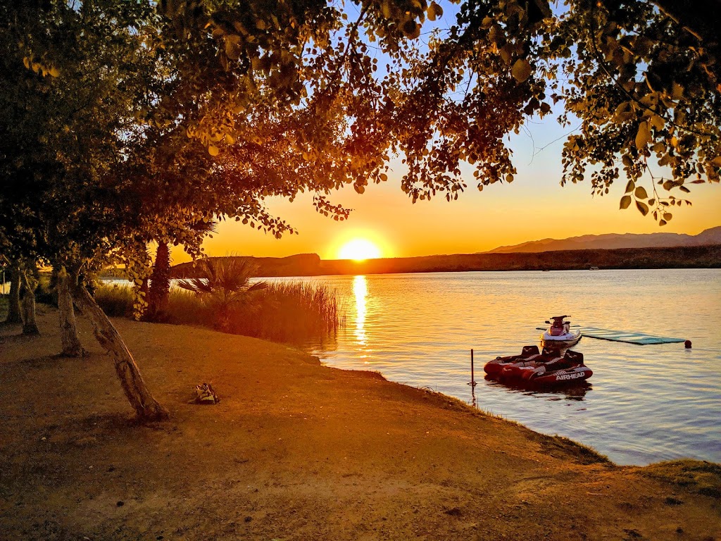 Bluewater Resort and Casino | restaurant | 11300 Resort Dr, Parker, AZ 85344, USA | 8882433360 OR +1 888-243-3360