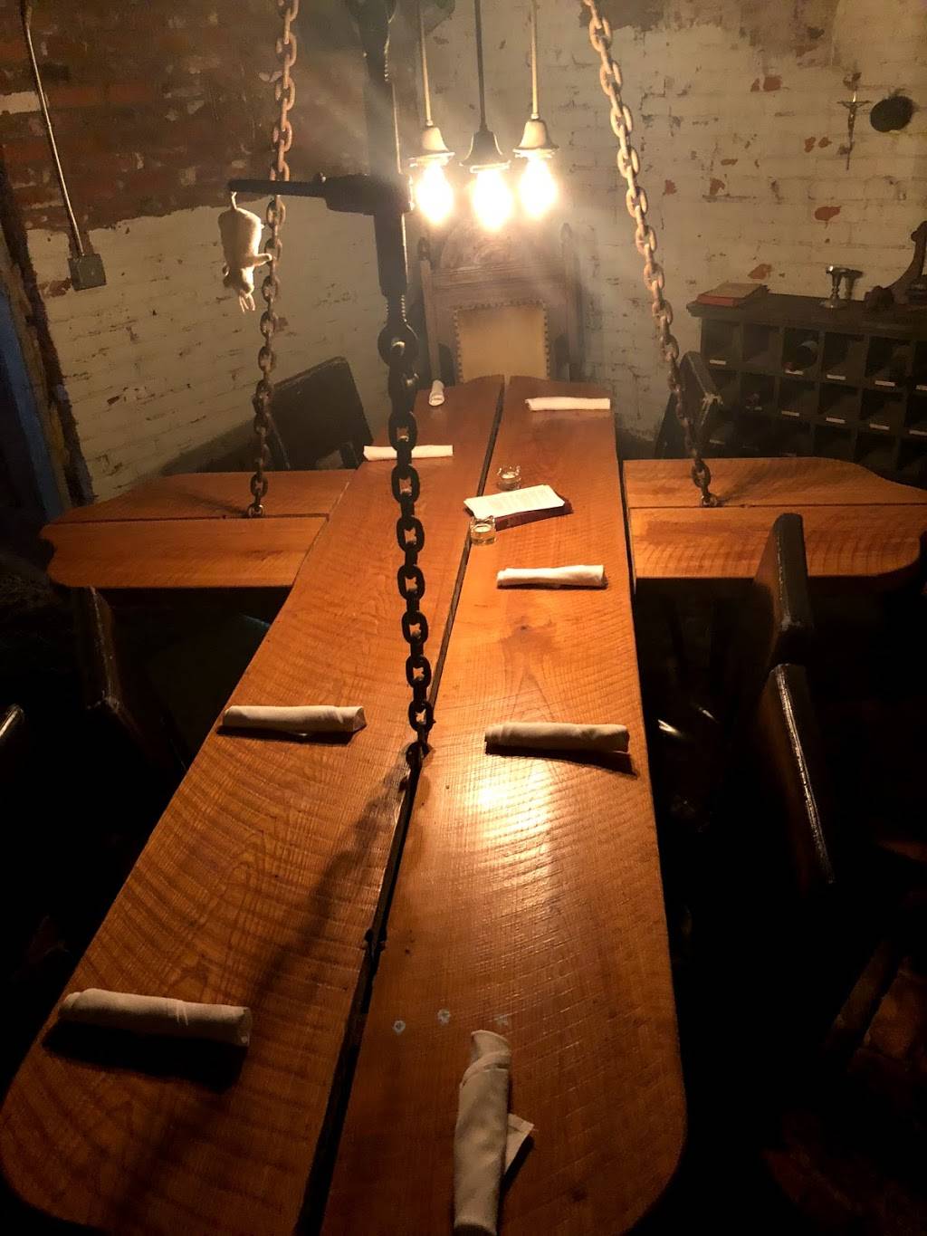 Father Johns | restaurant | 301 W Butler St, Bryan, OH 43506, USA | 4196331313 OR +1 419-633-1313