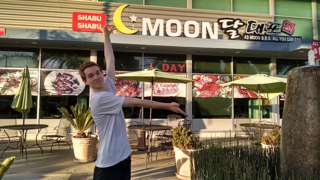 Moon BBQ #3 | restaurant | 3747 Foothill Blvd, La Crescenta, CA 91214, USA | 8189571442 OR +1 818-957-1442