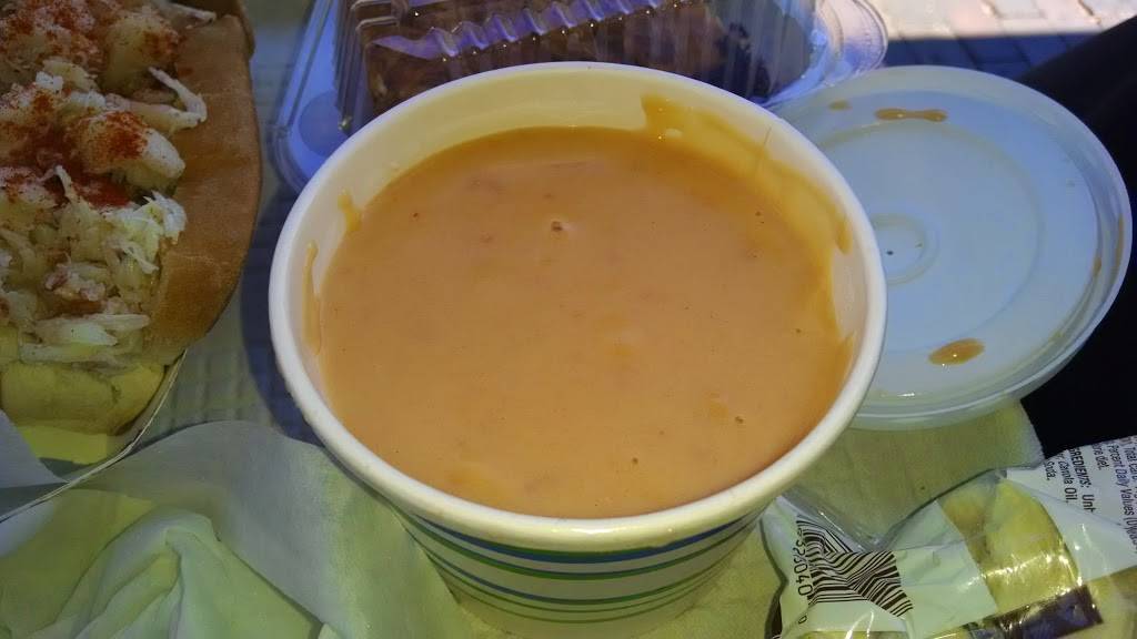 Linda Beans Perfect Maine | meal takeaway | 57 Main St, Freeport, ME 04032, USA | 2078651874 OR +1 207-865-1874