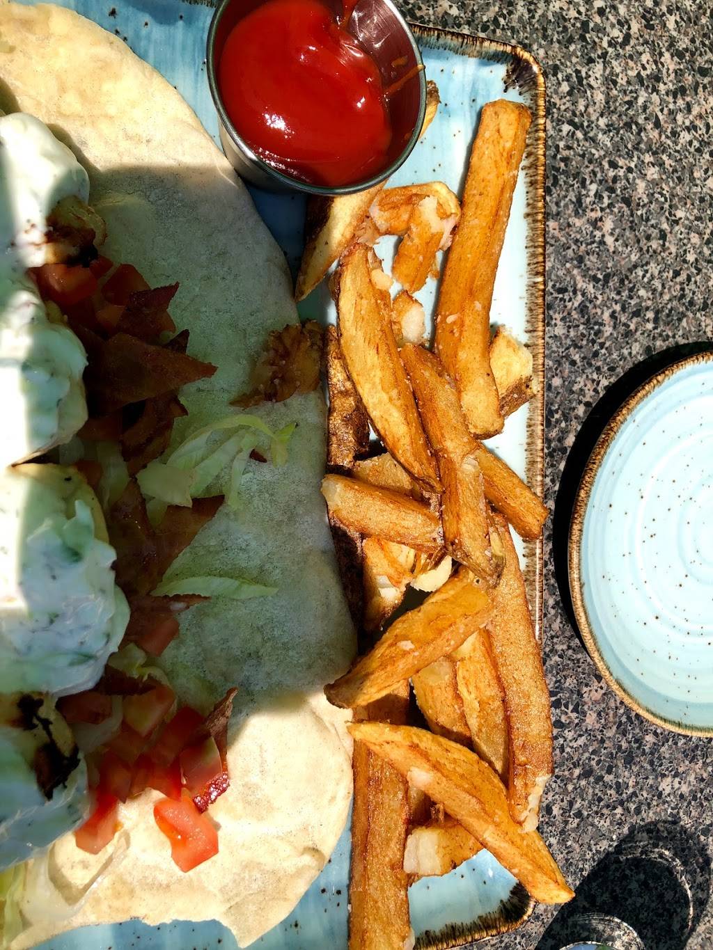 Taka Mediterranean Bar and Grill | restaurant | 16b Wharf St, Boothbay Harbor, ME 04538, USA | 2073156545 OR +1 207-315-6545