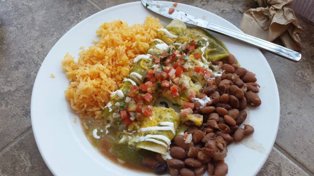 Panchos Taqueria | restaurant | 551 High St, Dedham, MA 02026, USA | 7813299468 OR +1 781-329-9468