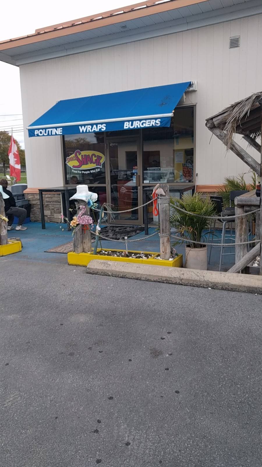 Snack Shack | restaurant | 752 15, Kingston, ON K7K 6X2, Canada | 6135073003 OR +1 613-507-3003