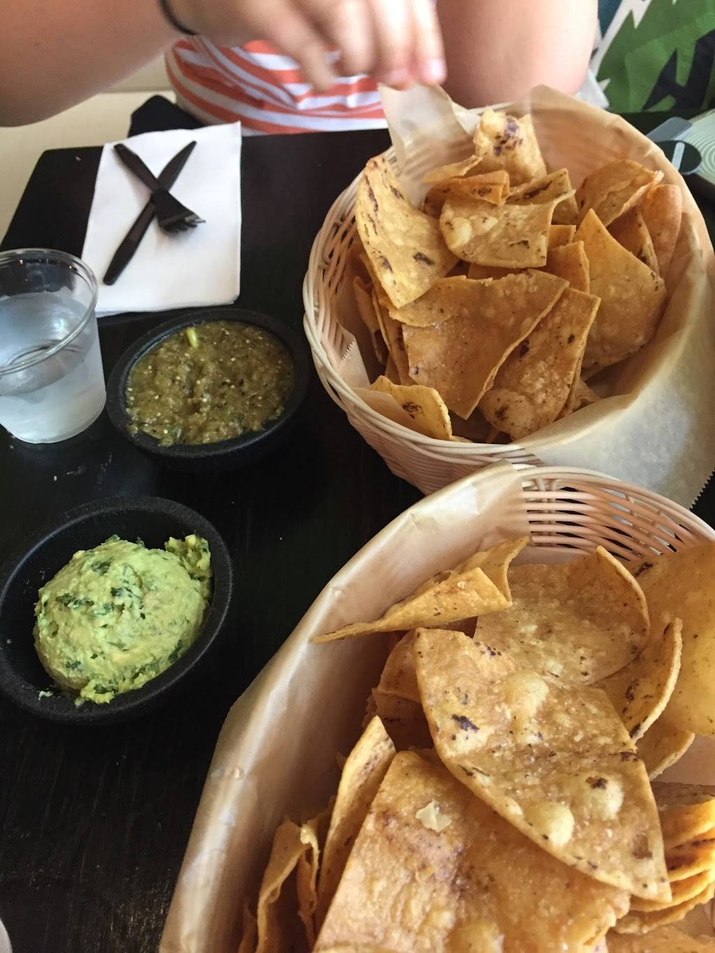 Virgils Original Taqueria | restaurant | 126 S Salisbury St, Raleigh, NC 27601, USA | 9198333866 OR +1 919-833-3866