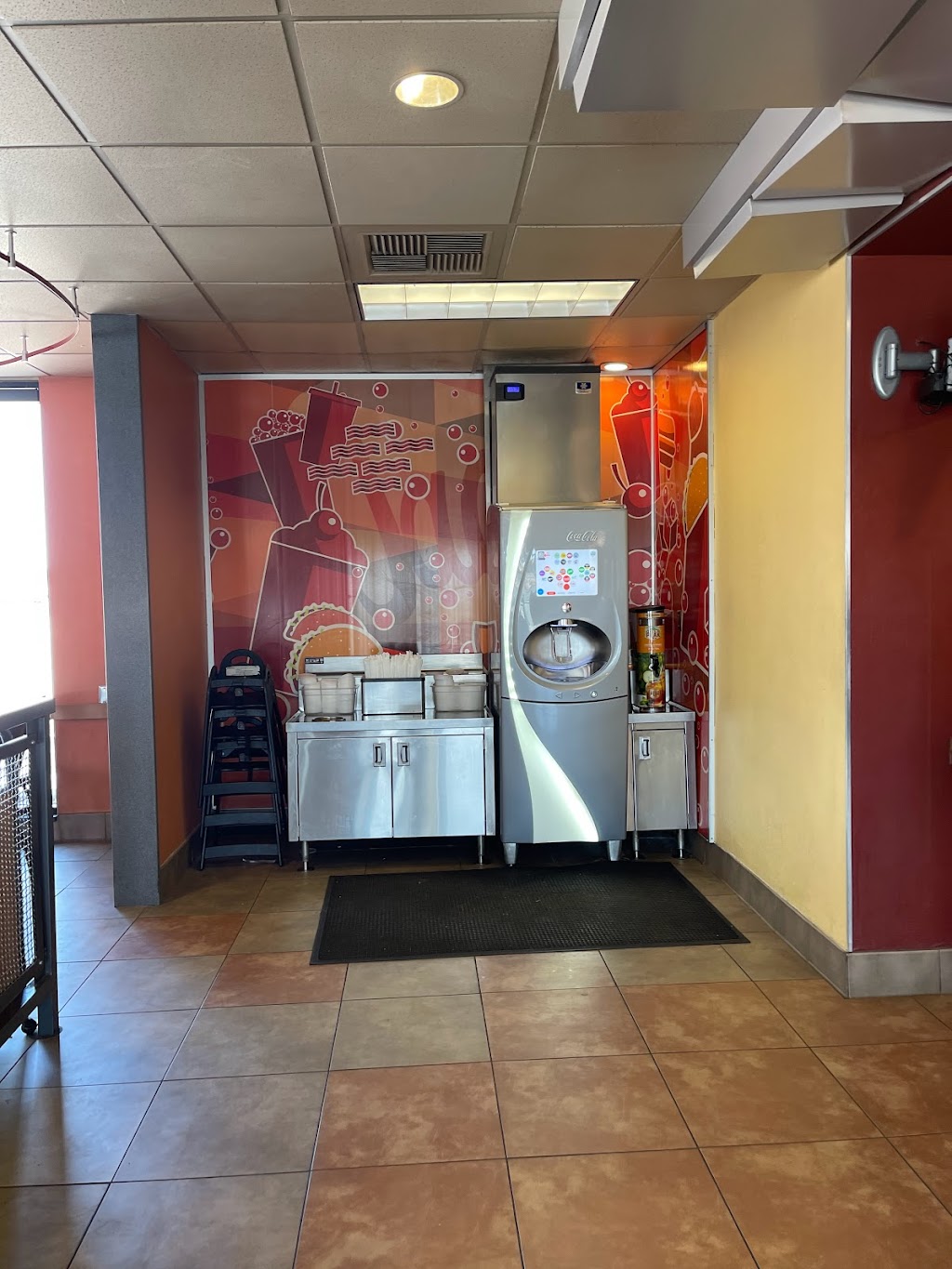 Jack in the Box | restaurant | 10685 S Fortuna Rd, Yuma, AZ 85367, USA | 9283051901 OR +1 928-305-1901