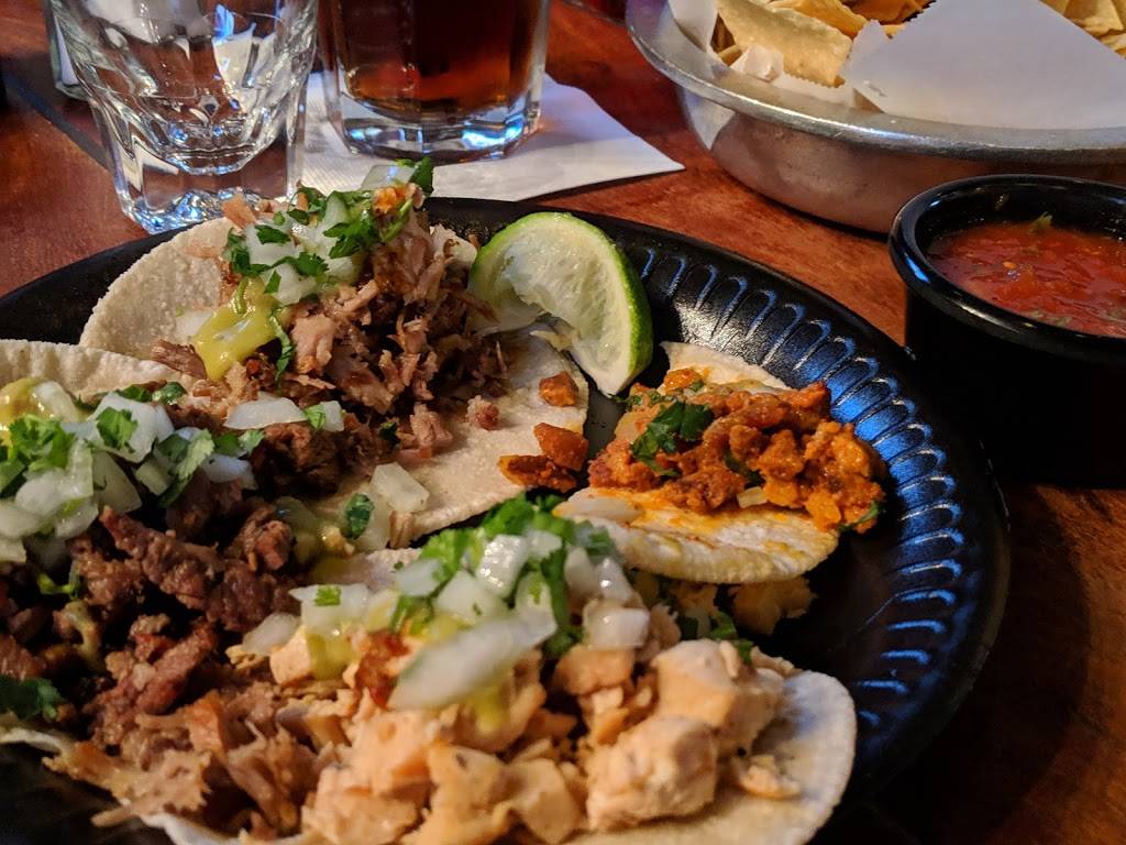 Los Reyes Bar & Grill | restaurant | 23865 Clinton Keith Rd #2, Wildomar, CA 92595, USA | 9516777177 OR +1 951-677-7177