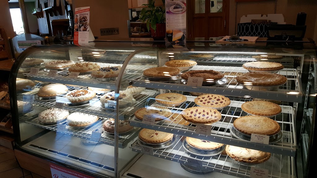 Sharis Cafe and Pies | bakery | 210 Peninger Rd, Central Point, OR 97502, USA | 5416657070 OR +1 541-665-7070
