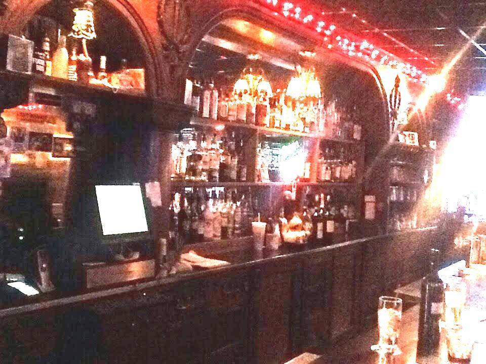 Come Back Inn | restaurant | 909 Swan St, Louisville, KY 40204, USA | 5026271777 OR +1 502-627-1777