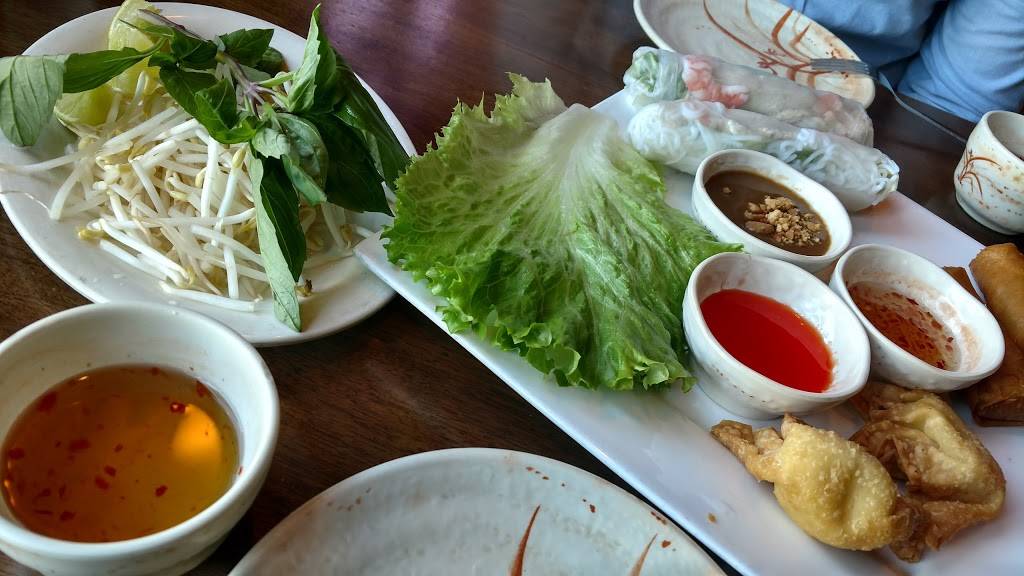 Son Nam Restaurant | restaurant | 130 Gulfgate Mall, Houston, TX 77087, USA | 7136492780 OR +1 713-649-2780