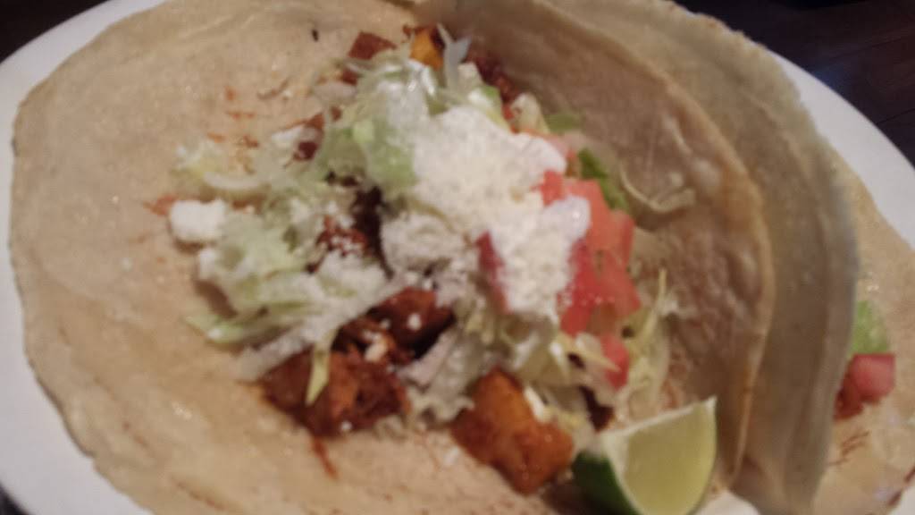 Taqueria Los Jarritos | restaurant | 121A Nagle Ave, New York, NY 10040, USA | 2127402496 OR +1 212-740-2496