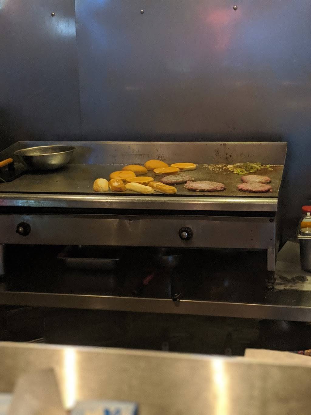 Arts Place | restaurant | 2530 N College Ave, Fayetteville, AR 72703, USA | 4794437113 OR +1 479-443-7113