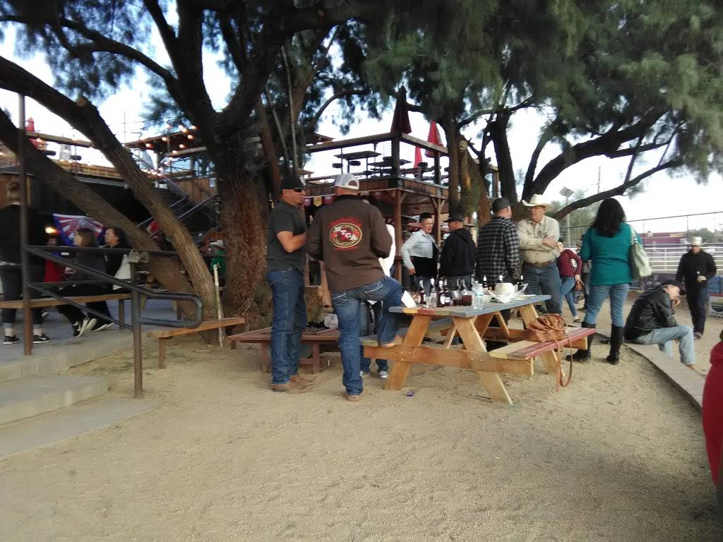 Outlaw Annies | restaurant | 6705 E Cave Creek Rd, Cave Creek, AZ 85331, USA | 4804882873 OR +1 480-488-2873