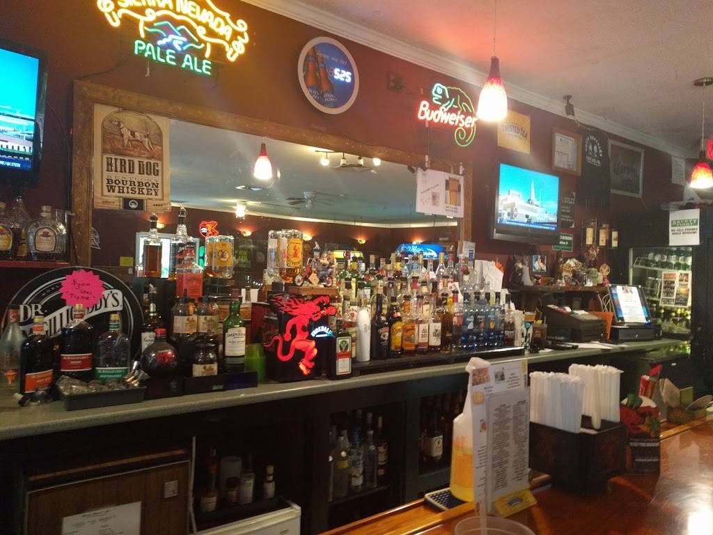 Surrells Pizza & Pub | restaurant | 167 Slater Ave, Jewett City, CT 06351, USA | 8603769555 OR +1 860-376-9555