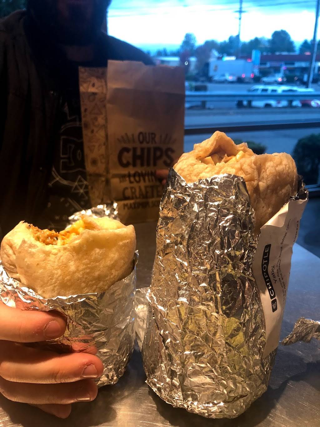 Chipotle Mexican Grill | restaurant | 515 SE Everett Mall Way, Everett, WA 98208, USA | 4252657915 OR +1 425-265-7915