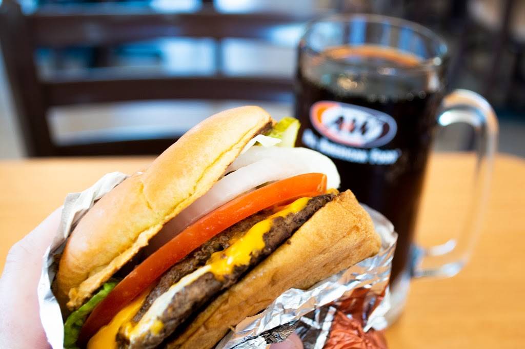 A&W Restaurant | restaurant | 1601 Gratiot Blvd, Marysville, MI 48040, USA | 8104328938 OR +1 810-432-8938