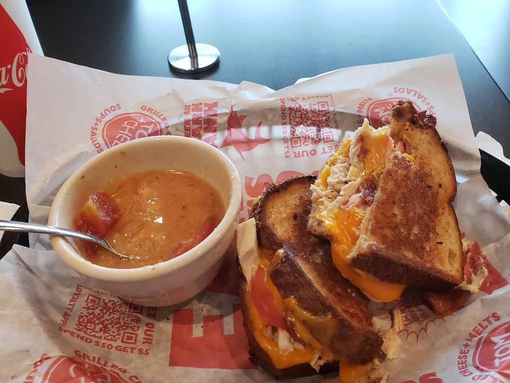 Tom & Chee | restaurant | 9328 Union Centre Blvd, West Chester Township, OH 45069, USA | 5138600638 OR +1 513-860-0638