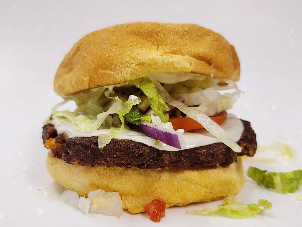 Neighborhood Grill | restaurant | 821 NE Green Oaks Blvd, Arlington, TX 76006, USA | 8173134726 OR +1 817-313-4726