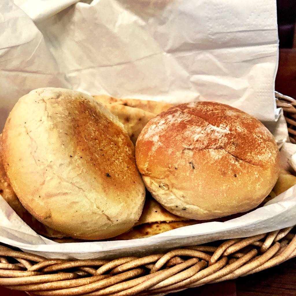 Puritan Backroom Restaurant | restaurant | 245 Hooksett Rd, Manchester, NH 03104, USA | 6036696890 OR +1 603-669-6890