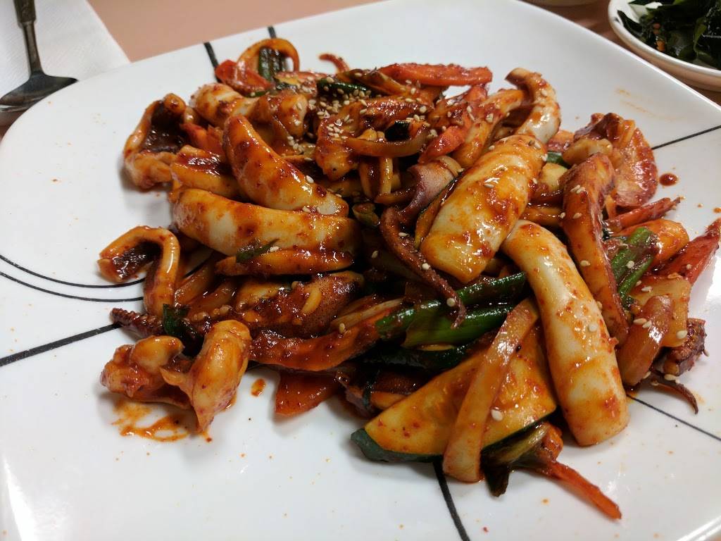 Ban Chan | restaurant | 2909 S Dobson Rd, Mesa, AZ 85202, USA | 4804142525 OR +1 480-414-2525