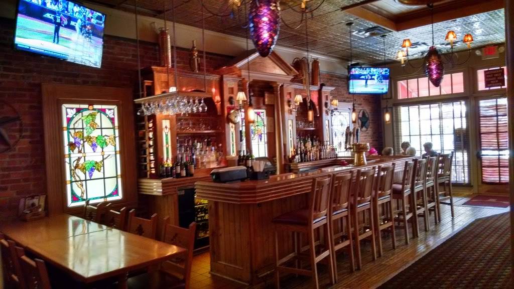 Moosehead Hoof & Ladder | restaurant | 7989 Columbia Rd, Olmsted Falls, OH 44138, USA | 4402355511 OR +1 440-235-5511