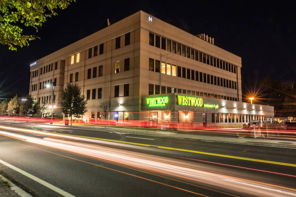 Westwood Restaurant and Pub | restaurant | 94 N Elm St, Westfield, MA 01085, USA | 4135646963 OR +1 413-564-6963