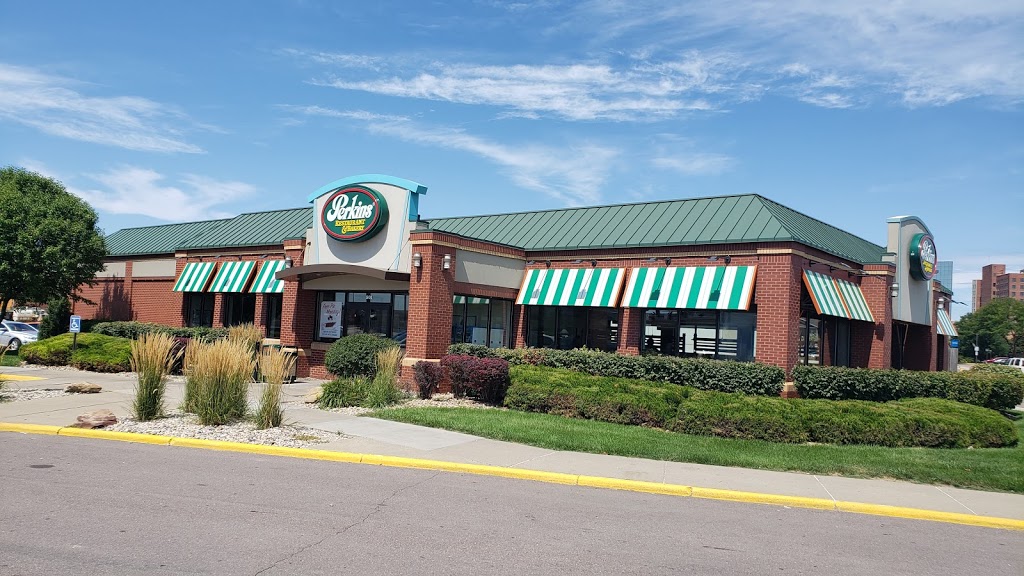 Perkins Restaurant & Bakery | restaurant | 501 Gordon Dr, Sioux City, IA 51101, USA | 7122774765 OR +1 712-277-4765