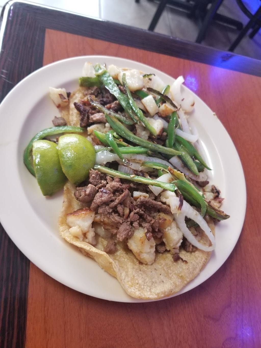 Cemitas Fandanguero | restaurant | 1275 S Santa Fe Ave #103, Vista, CA 92083, USA | 7609401582 OR +1 760-940-1582