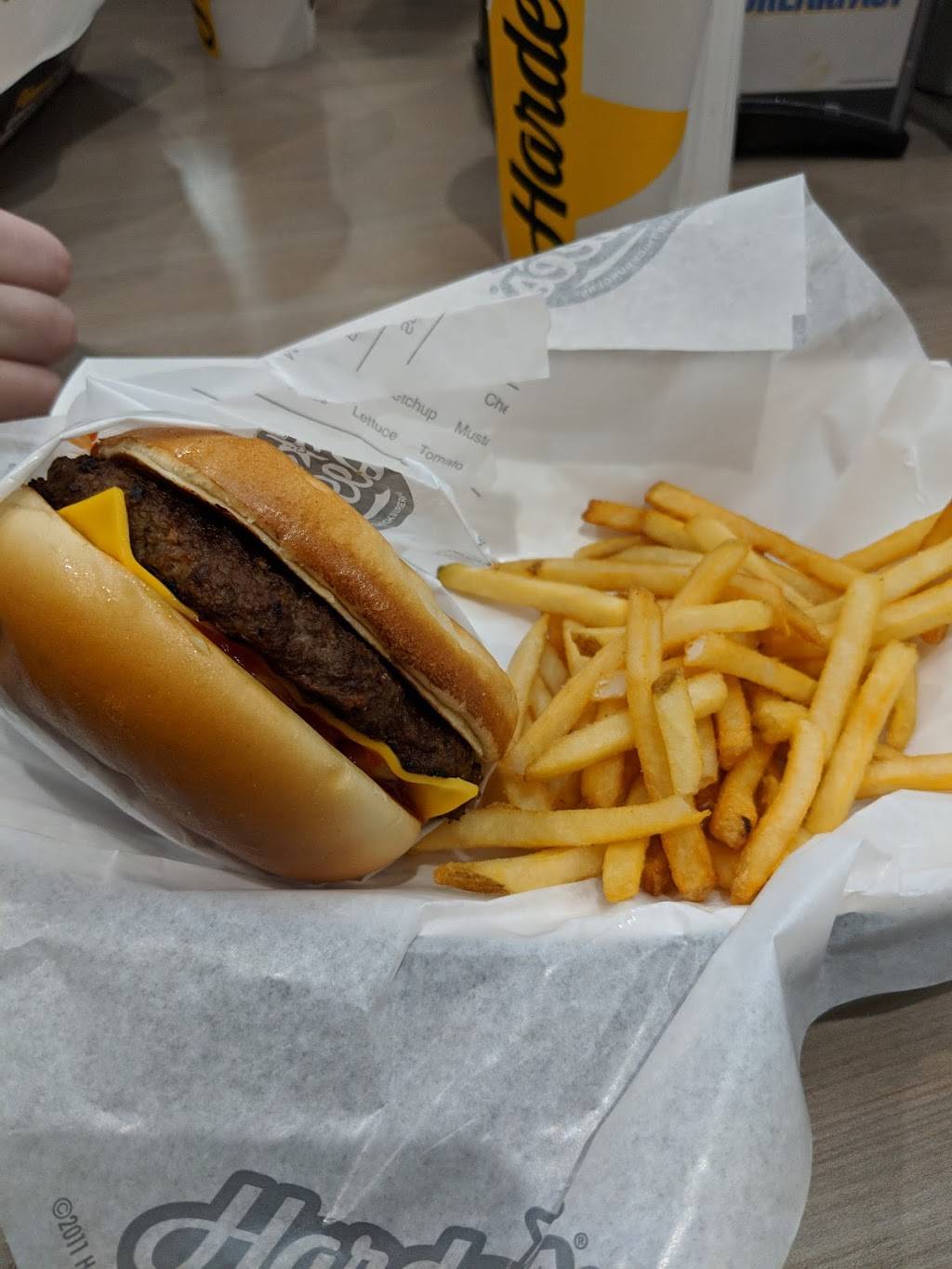 Hardees | restaurant | 4368 US-130, Willingboro, NJ 08046, USA | 6095264855 OR +1 609-526-4855