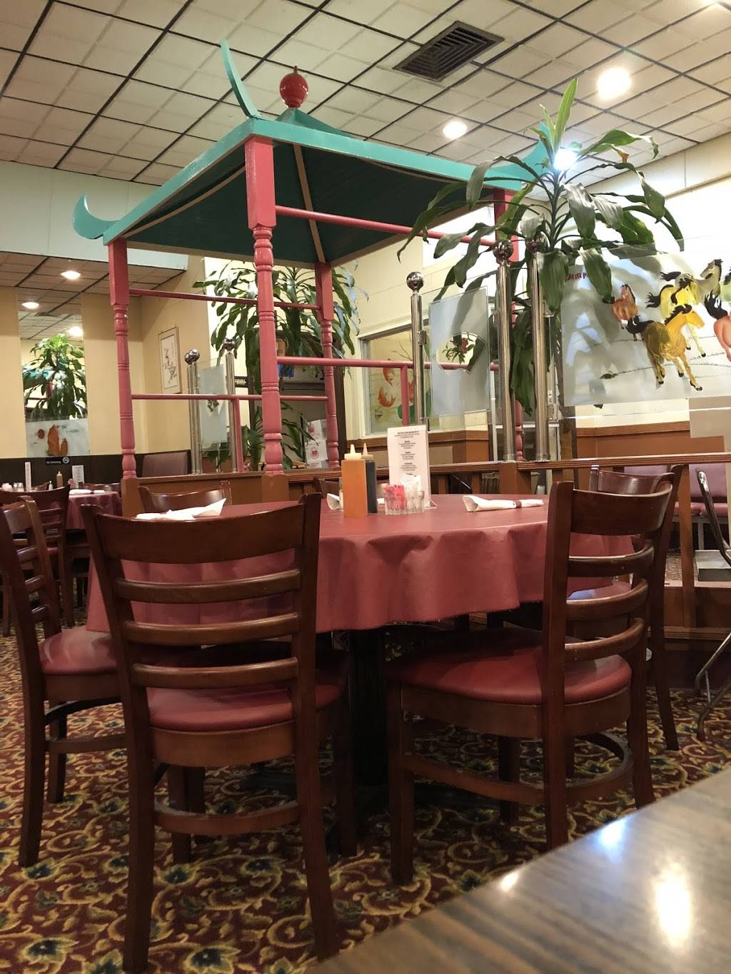 Dale Yees Chow Mein | restaurant | 31180 Five Mile Road, Livonia, MI 48154, USA | 7345221030 OR +1 734-522-1030