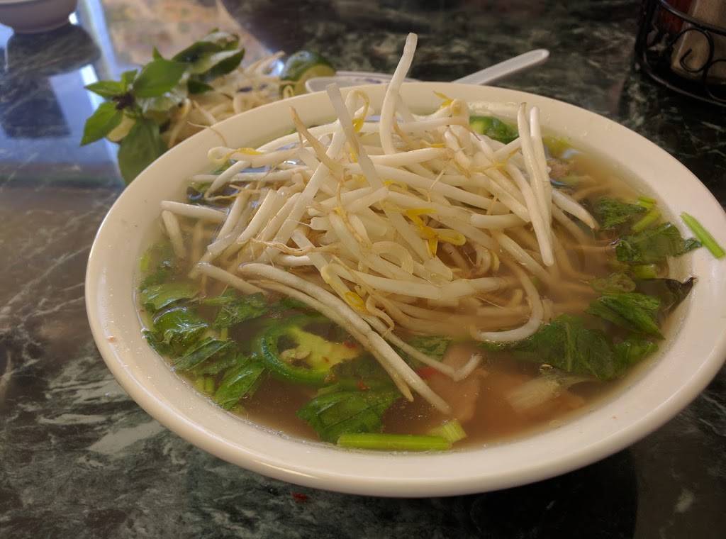 Pho Mai | restaurant | 13345 Telegraph Rd # F, Whittier, CA 90605, USA | 5629465808 OR +1 562-946-5808