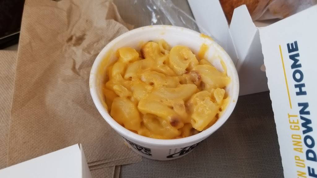 Churchs Chicken | restaurant | 845 S Orange Blossom Trail, Apopka, FL 32703, USA | 4077034081 OR +1 407-703-4081