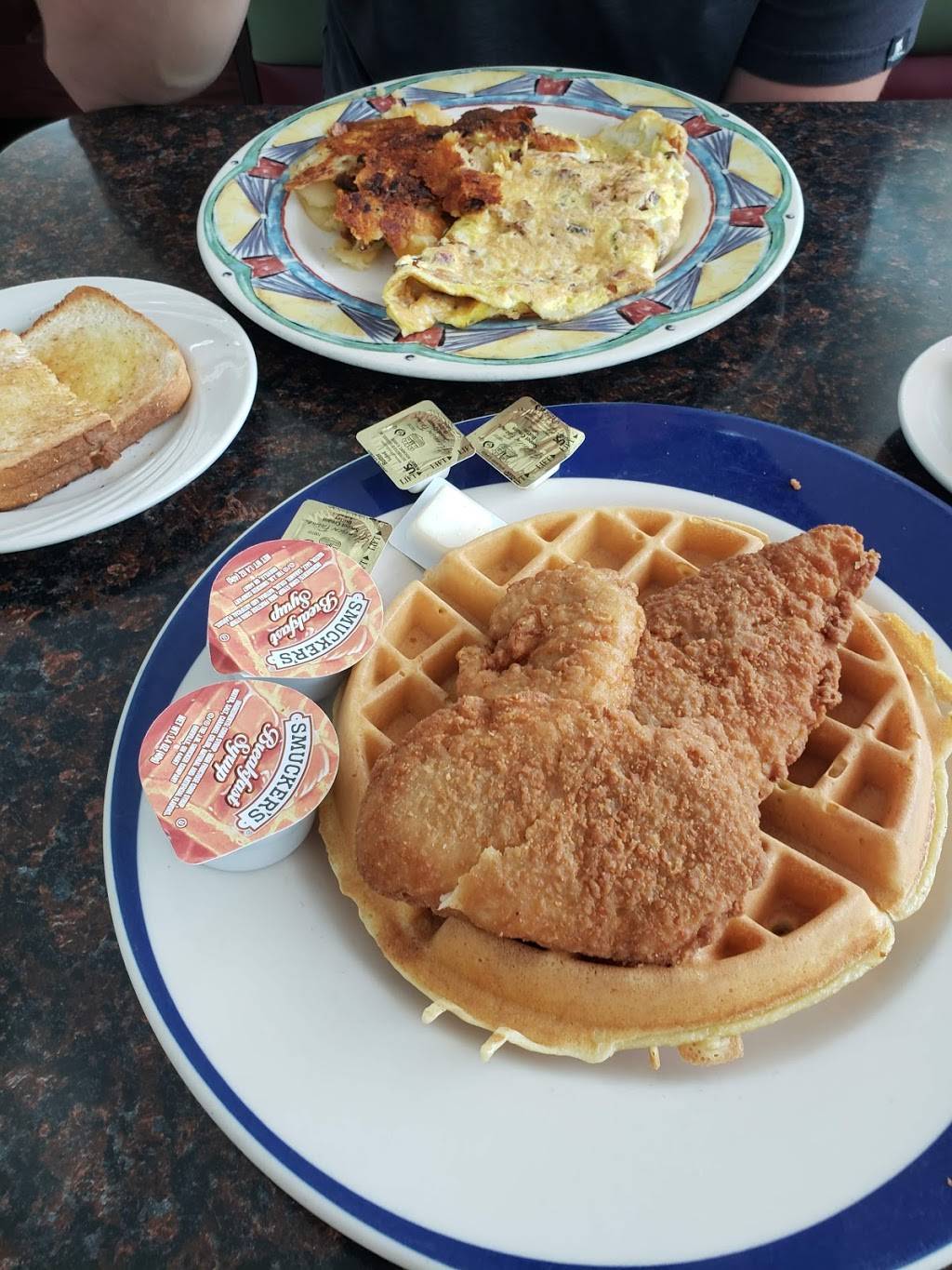 Westchester Diner | restaurant | 300 Albany Post Rd, Peekskill, NY 10566, USA | 9147344949 OR +1 914-734-4949