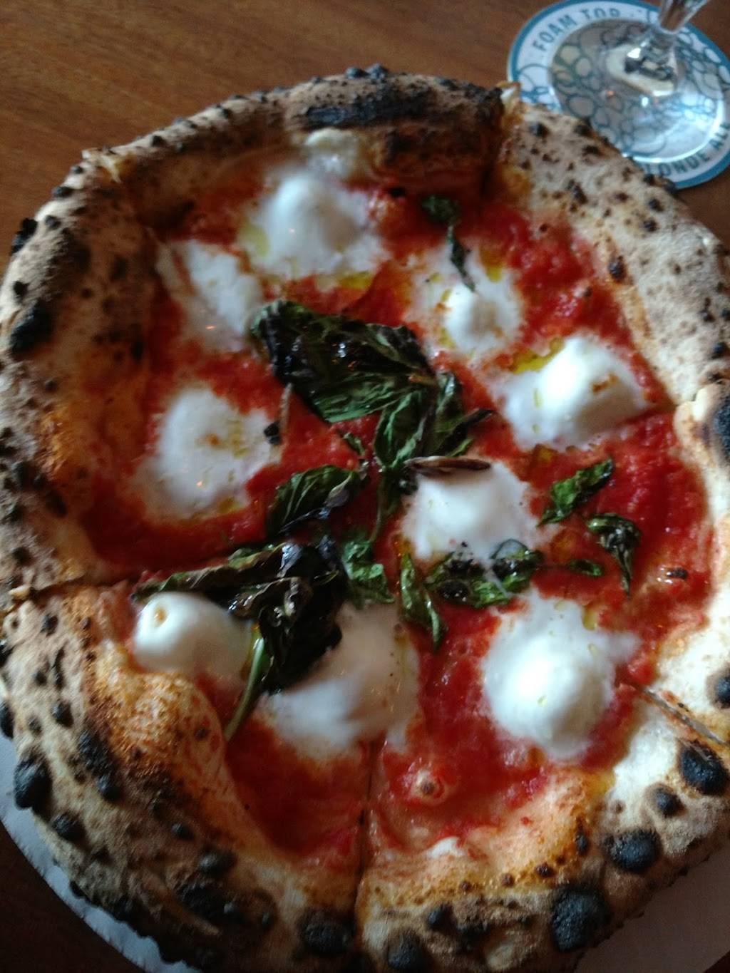 Tabula Rasa Bar | restaurant | 5125 Hollywood Blvd, Los Angeles, CA 90027, USA | 2132906309 OR +1 213-290-6309