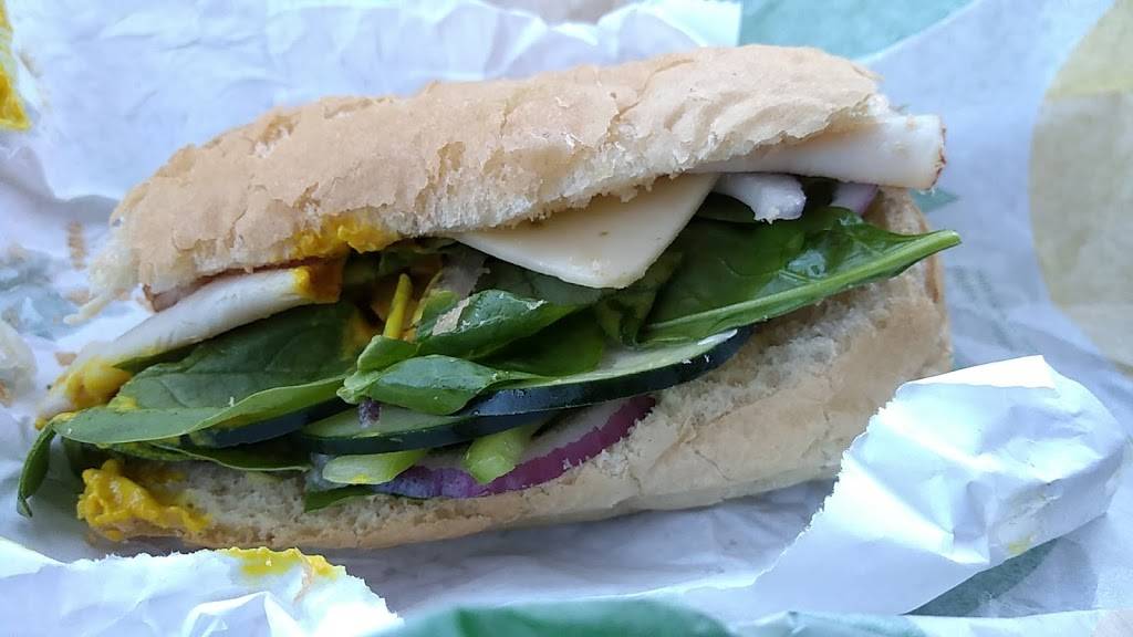 Subway | meal takeaway | 6530 S Decatur Blvd #125, Las Vegas, NV 89118, USA | 7022480513 OR +1 702-248-0513