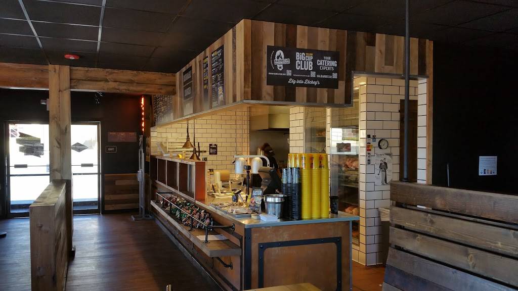 Dickeys Barbecue Pit | restaurant | 2411 Nazareth Rd, 25th Street Shopping Plaza, Easton, PA 18045, USA | 4845462488 OR +1 484-546-2488