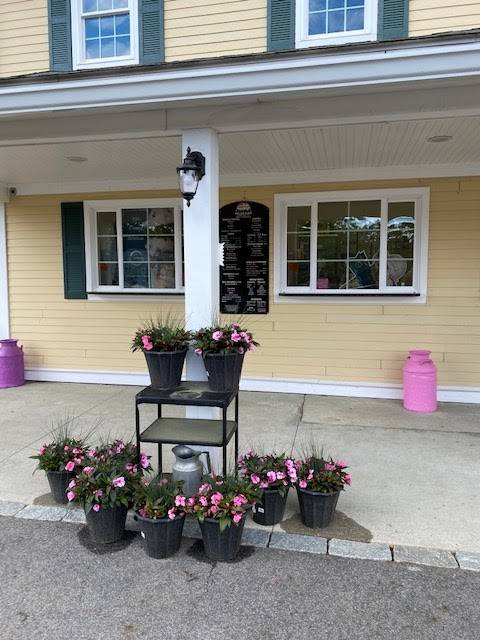 Miller Farm Ice Cream & Garden Center | restaurant | 277 Main St, Northborough, MA 01532, USA | 5086183141 OR +1 508-618-3141