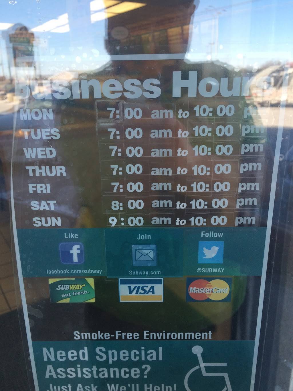 Subway | restaurant | 4055 E Calumet St, Appleton, WI 54915, USA | 9203804750 OR +1 920-380-4750