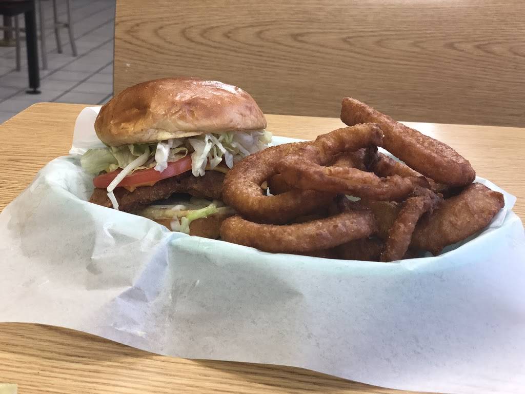 Andys house | restaurant | 31 S County St, Waukegan, IL 60085, USA | 8476625355 OR +1 847-662-5355