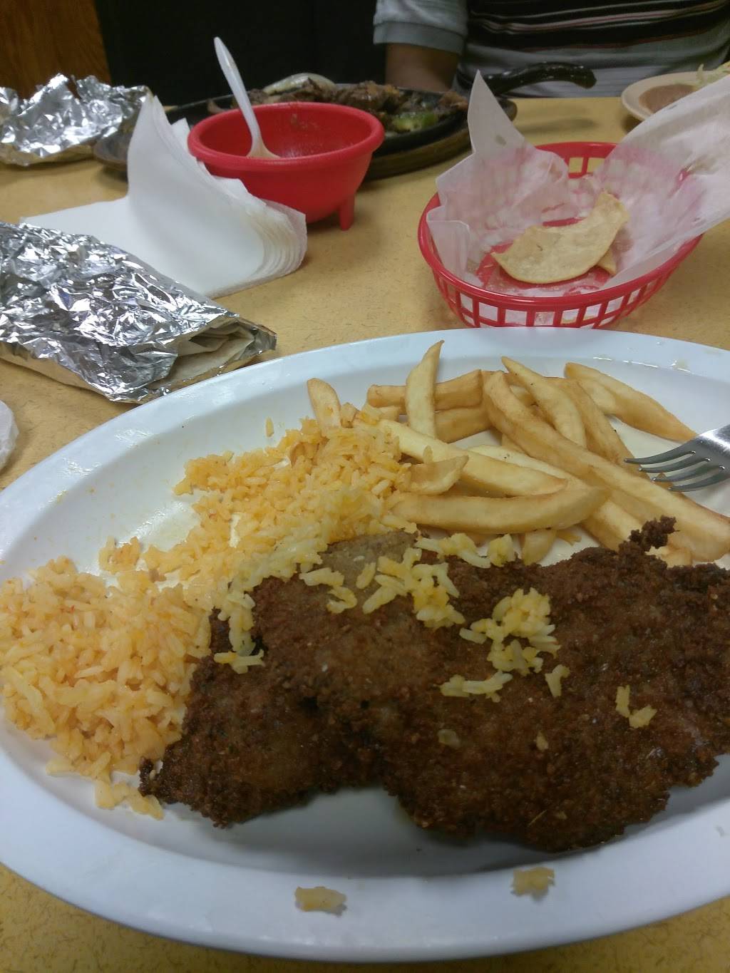 El Rincon Mexicano | restaurant | 4109 FL-574, Plant City, FL 33563, USA | 8137540620 OR +1 813-754-0620