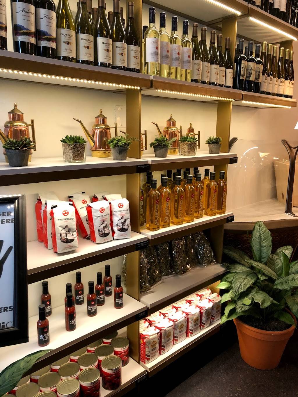 MidiCi The Neapolitan Pizza Company | restaurant | 8076 Mediterranean Drive Ste 107, Estero, FL 33928, USA | 2399492422 OR +1 239-949-2422