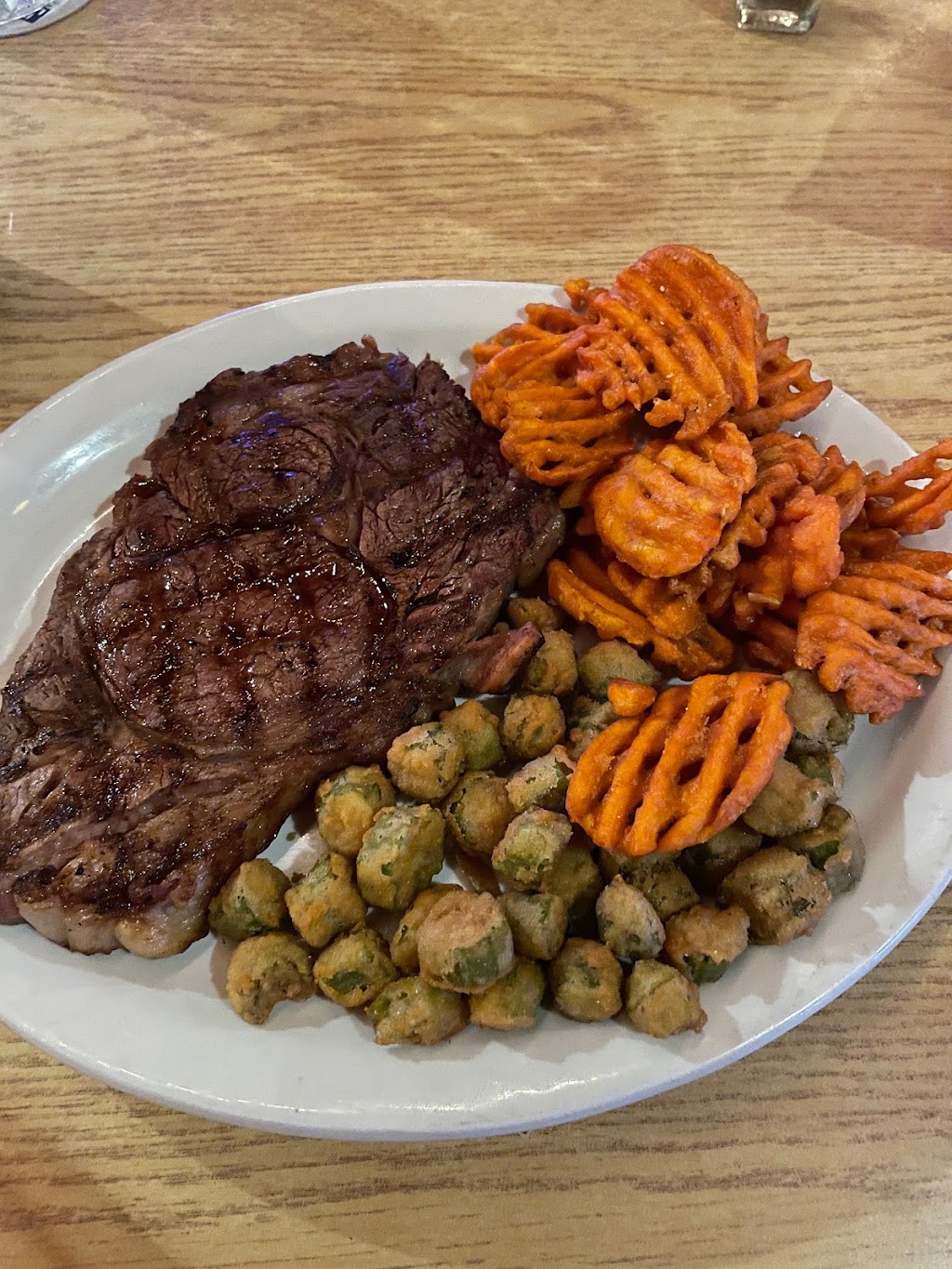 T Js Hickory House | restaurant | West Plains, MO 65775, USA | 4172577614 OR +1 417-257-7614